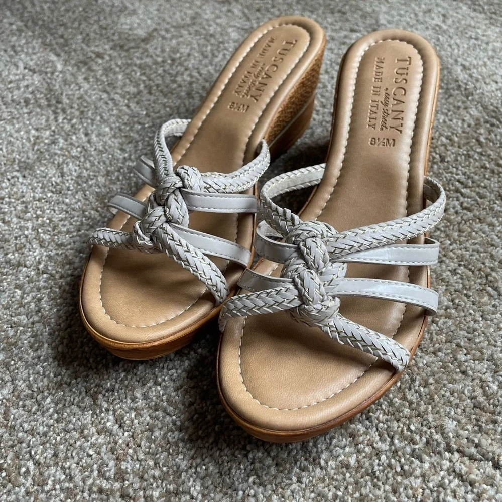 Tuscany by Easy Street Made in Italy Women's Wedge Sandals -white Size 8.5M - Picture 2 of 9